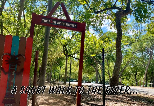 House in New Braunfels - Tipi 8 - Rising Moon House in New Braunfels - Tipi 8 - Rising Moon