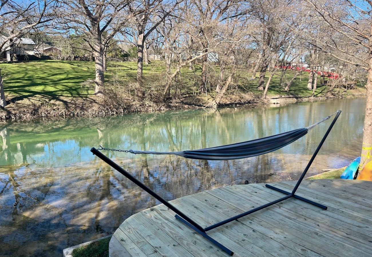 Guadalupe Riverfront vacation rental direct water access