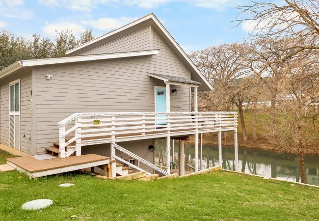 House in New Braunfels - Air Haus House in New Braunfels - Air Haus