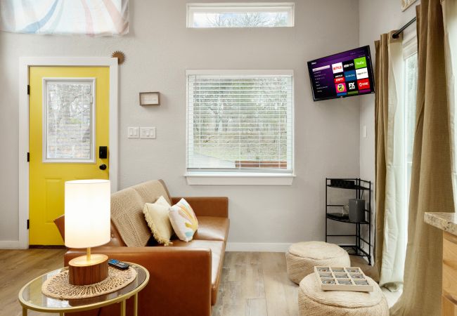 Bungalow in New Braunfels - Daylight Den Bungalow in New Braunfels - Daylight Den