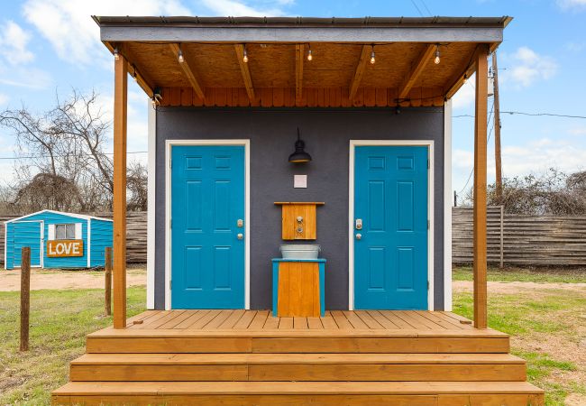 Bungalow in New Braunfels - Hunka Hunka Cabin Bungalow in New Braunfels - Hunka Hunka Cabin