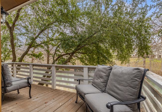 House in New Braunfels - Earth Haus LITE House in New Braunfels - Earth Haus LITE