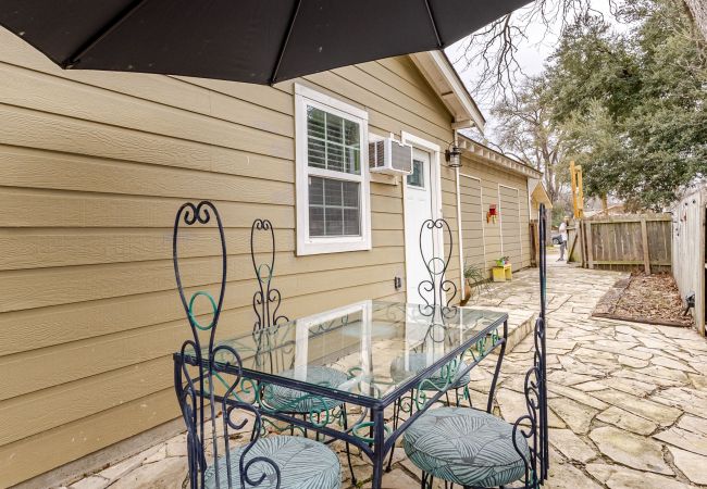 House in Seguin - Elm Street Cottage House in Seguin - Elm Street Cottage