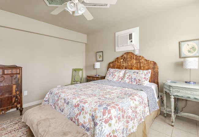 House in Seguin - Elm Street Cottage House in Seguin - Elm Street Cottage