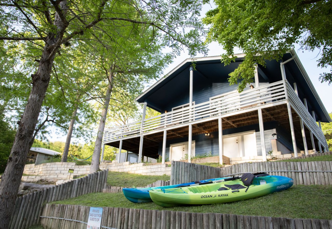 House in New Braunfels - Water Haus - LITE