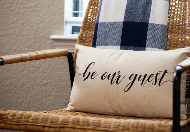 House in Canyon Lake - The Rustic Soak Farmhouse House in Canyon Lake - The Rustic Soak Farmhouse