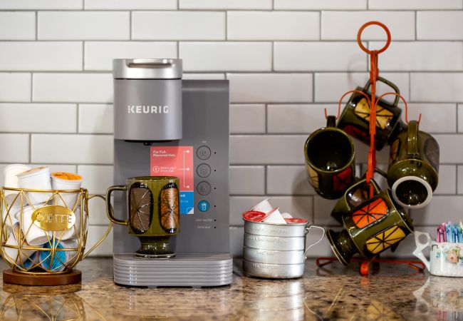 House in Seguin - The Bowie Grand - Historic Comfort in Seguin House in Seguin - The Bowie Grand - Historic Comfort in Seguin