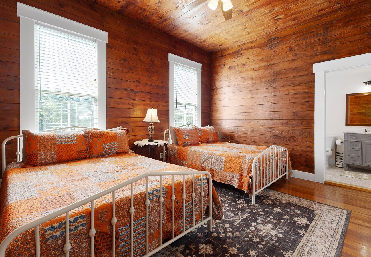 Superhost AirBNB great service